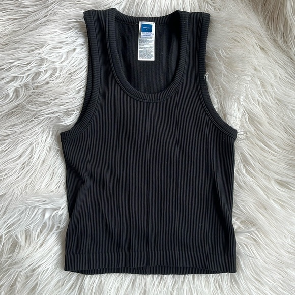Old Navy Seamless Ribbed Tank - Picture 1 of 4